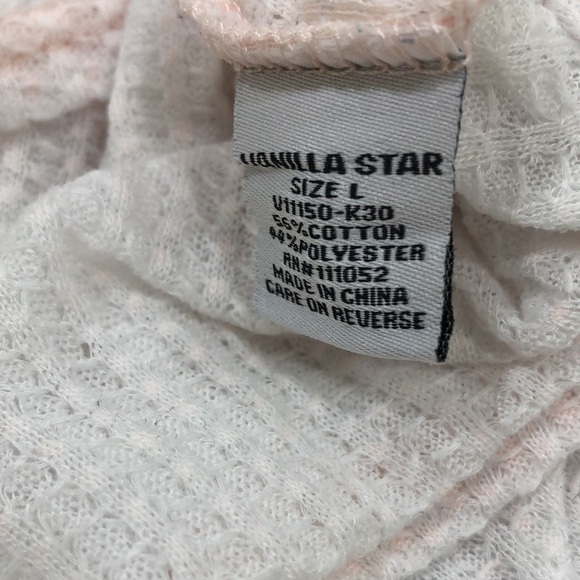 Vanilla star Pink semi-shear v-Neck T-Shirt - Size L - Picture 8 of 8